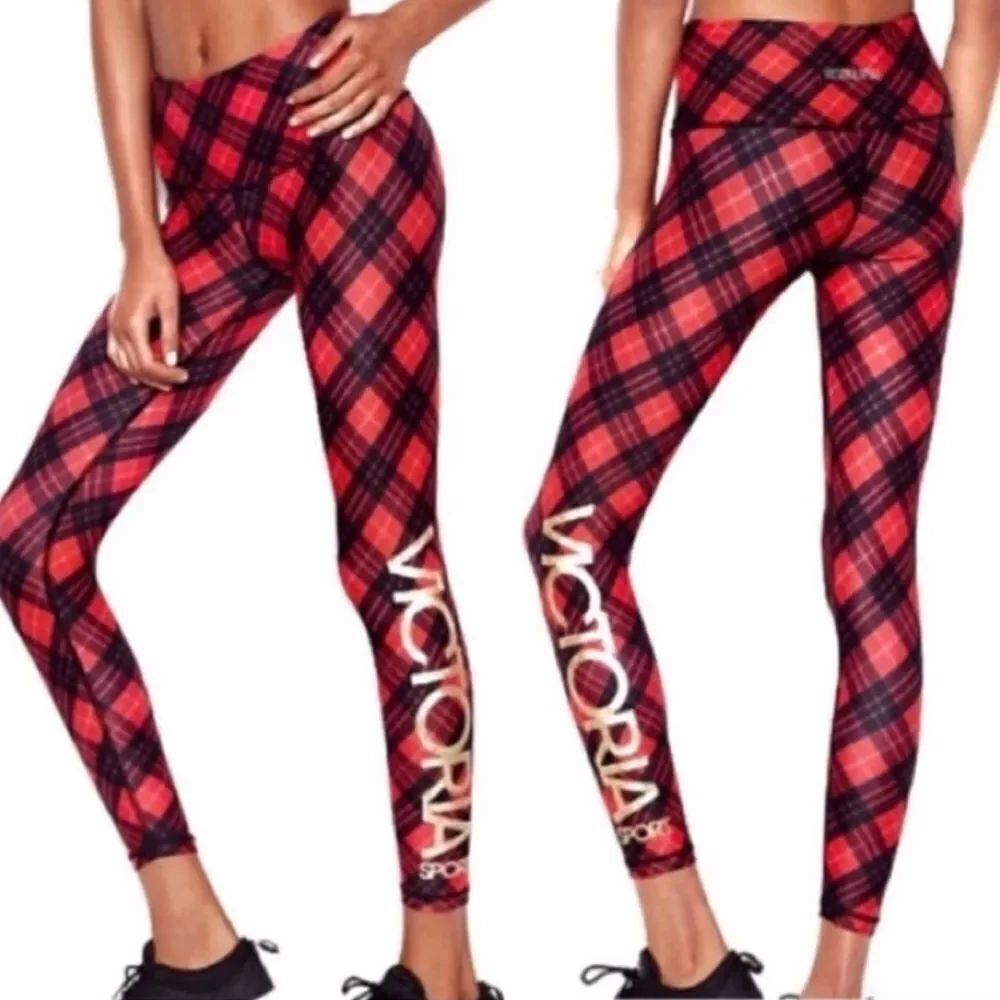 Victoria’s Secret red plaid printed glitter 7/8 leggings size M